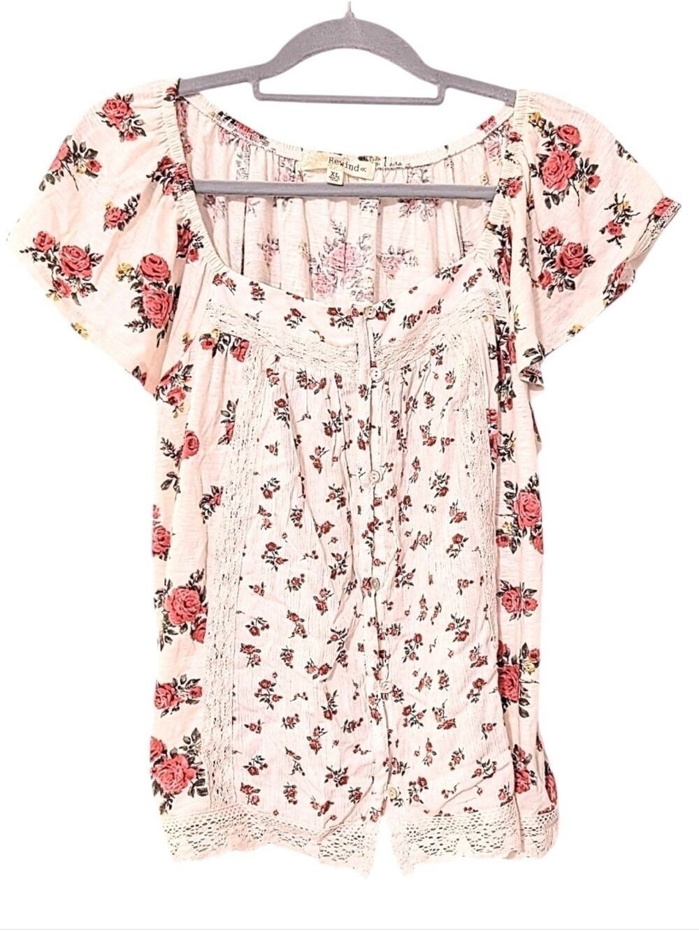 Rewind Cream Floral Scoop-Neck Blouse with Lace Trim